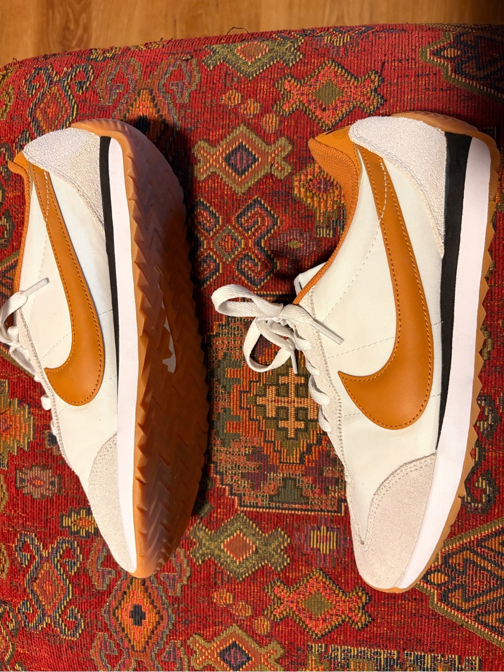 Nike Women Athletic Sneakers - Picture 2 of 6